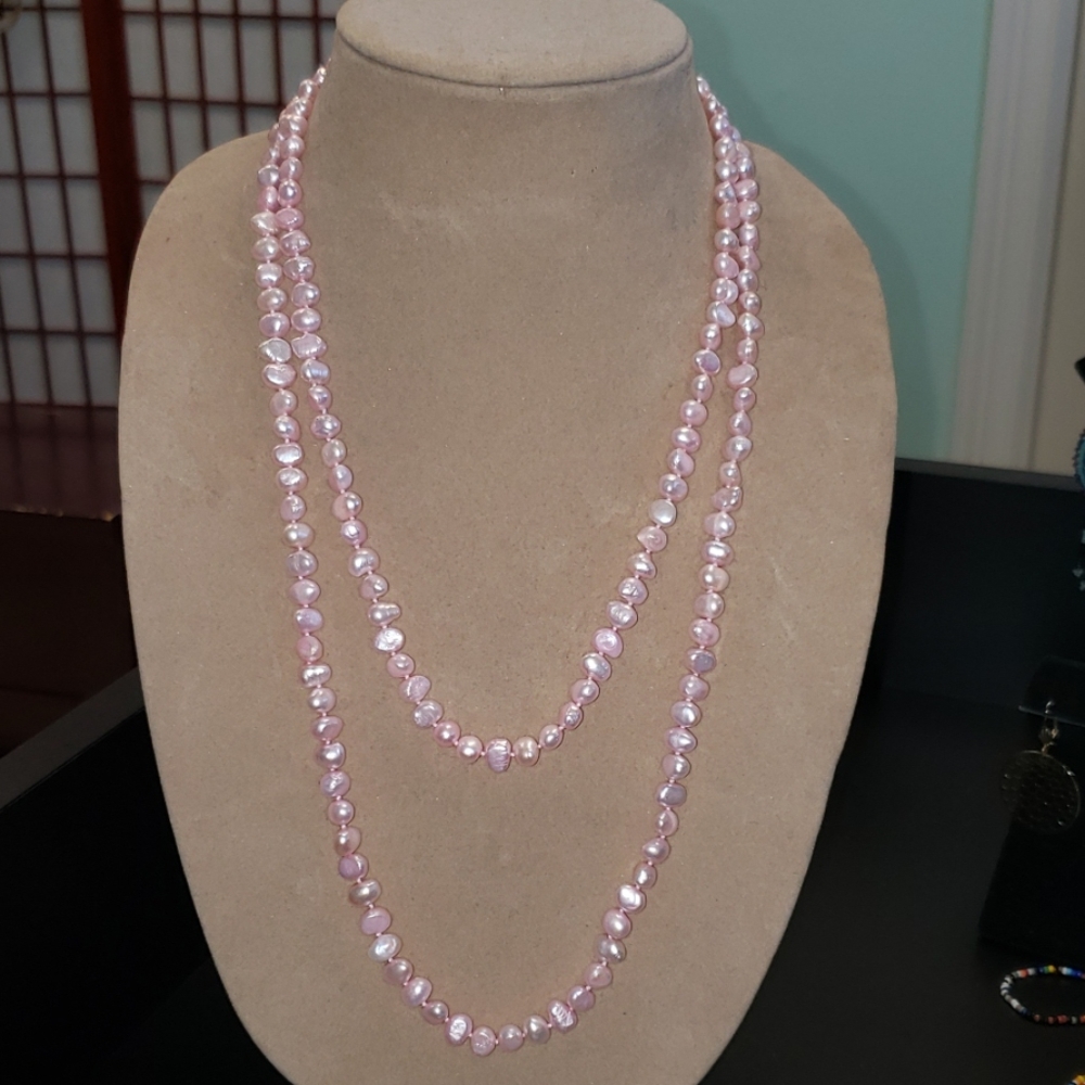 Necklace Natural pink pearls